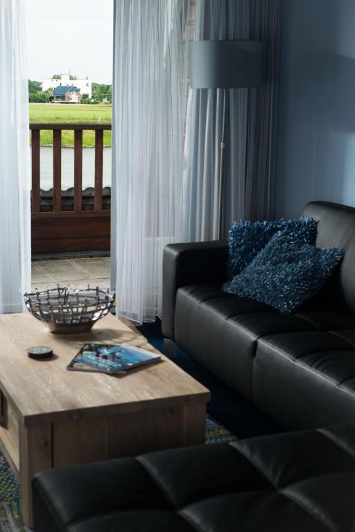 Het Maashotel Broekhuizen  Экстерьер фото
